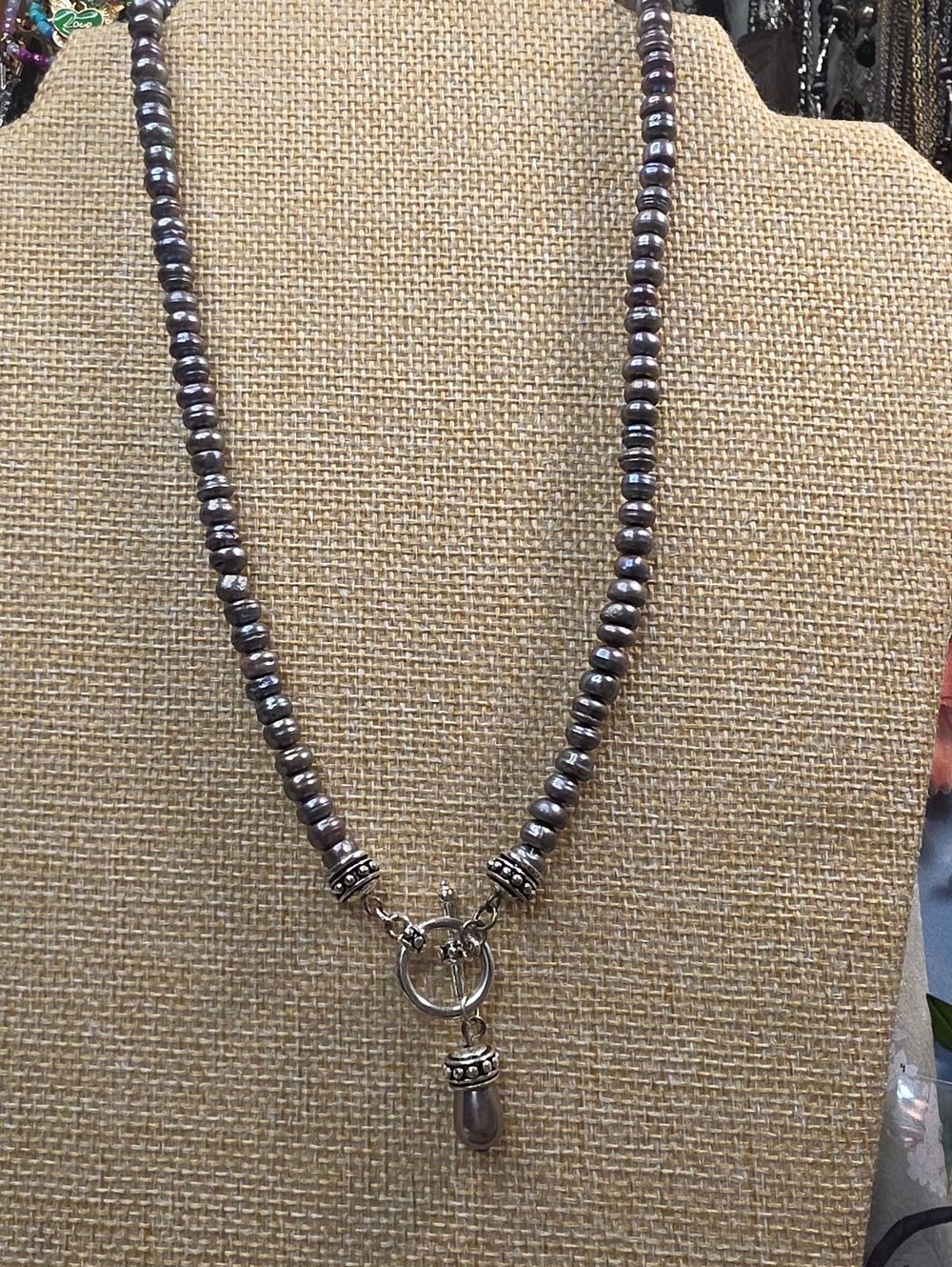 Genuine Pearl Bead Toggle Necklace in Iridescent Gray - Unbranded